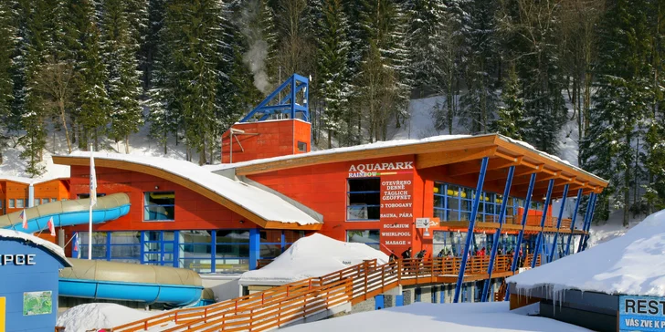 Resort Špindl pod Medvědínem: hotel u lanovky, snídaně či polopenze, vstupy do aquaparku