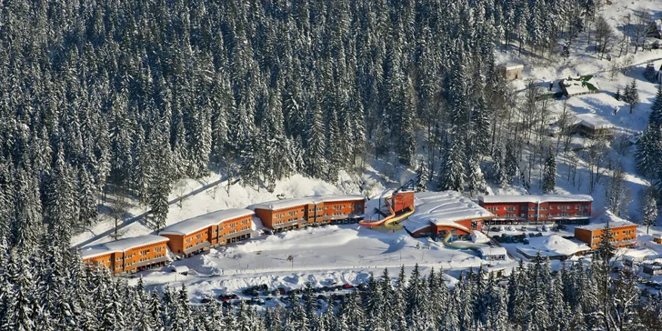 Resort Špindl pod Medvědínem: hotel u lanovky, snídaně či polopenze, vstupy do aquaparku