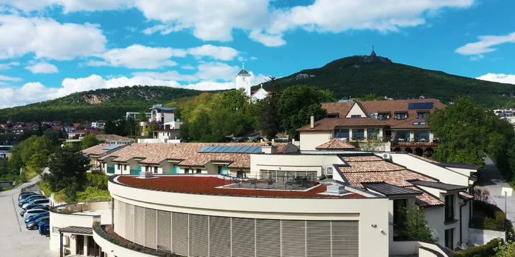 Nezapomenutelný pobyt v luxusním hotelu pod Zoborem s volným vstupem do wellness