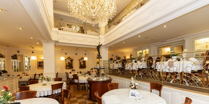 Pobyt v Karlových Varech se snídaní či polopenzí, neomezeným wellness i masáží