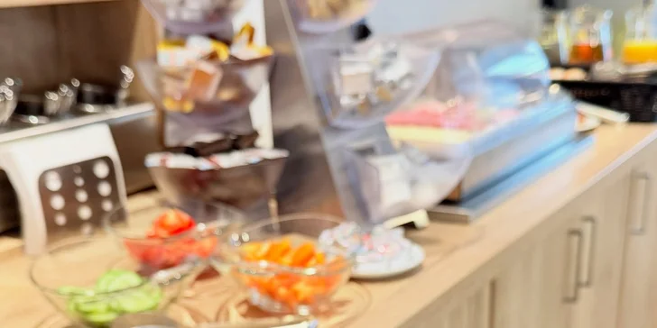 Krásy Českého Krumlova: zrekonstruovaný penzion u řeky a snídaně