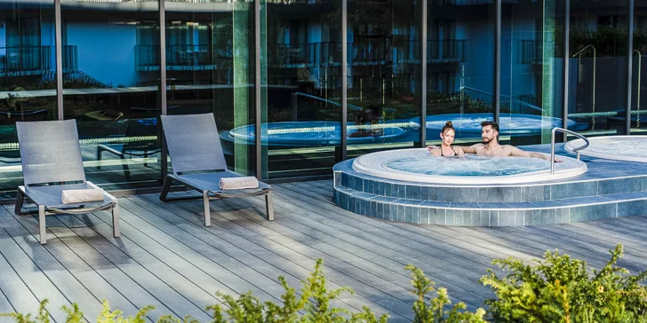 5* luxusní horský hotel v Krynici-Zdrój vedle sjezdovky s neomezeným wellness