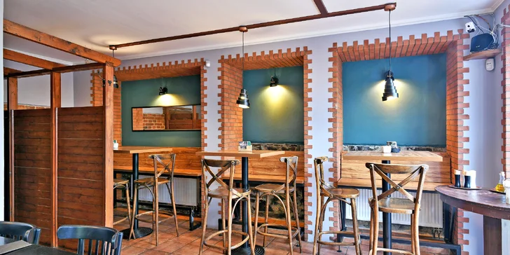 Luxusní tříchodové menu pro dva: welcome drink, krevety či tatarák, steak nebo burger i dezert