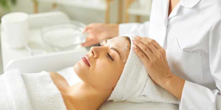 Kosmetické ošetření pleti islandskou vodou či jantarem, lymfatická masáž i mezoterapie