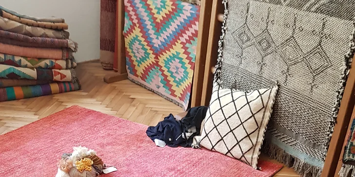 Odpočinkové kurzy tkaní: úplné základy, tvorba podtácku i tapiserie