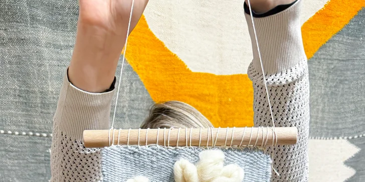 Odpočinkové kurzy tkaní: úplné základy, tvorba podtácku i tapiserie