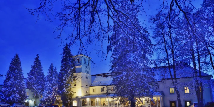 Romantika na polském zámku, 13 km od hranic: neomezený vstup do wellness, snídaně či polopenze