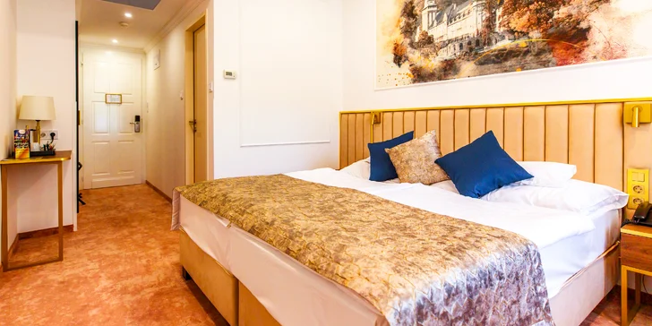 Luxusní dovolená na zámku: neomezený wellness i polopenze, 2 děti zdarma