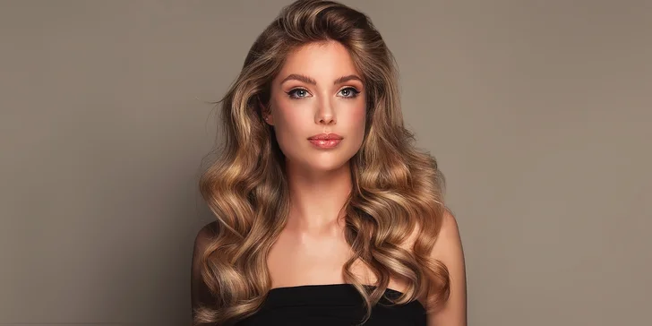 Trendy zesvětlení vlasů: balayage pro všechny délky vlasů v salonu v Budějovicích