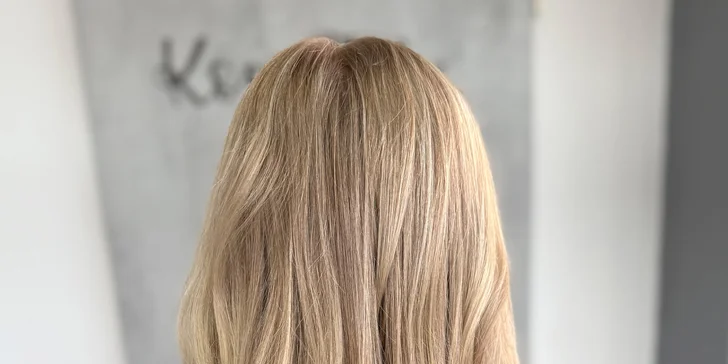 Trendy zesvětlení vlasů: balayage pro všechny délky vlasů v salonu v Budějovicích