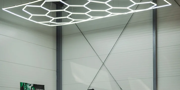 Otevřené vouchery v hodnotě 1000 až 3000 Kč do automyčky a na e-shop Crystal Shine