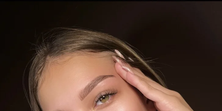 Krásné obočí a řasy: úprava a barvení i laminace obočí či řas včetně výživy a barvení