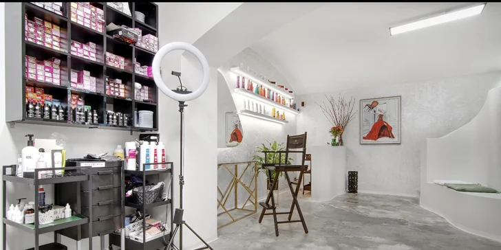 Kosmetické ošetření na Vinohradech: hloubkové čištění, revitalizace, bioplasma i peeling