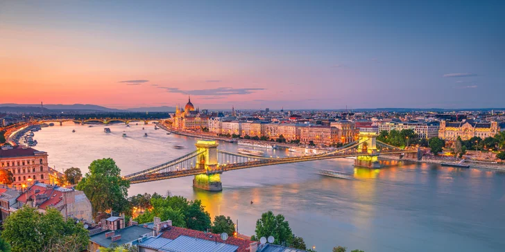 Hotel v centru Budapešti: snídaně v michelinské restauraci a neomezený vstup do wellness