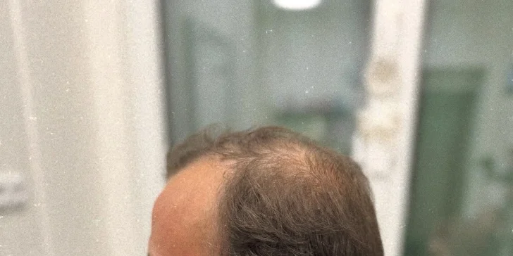 Klasický či moderní pánský střih včetně mytí i foukané ve Studiu by Shady