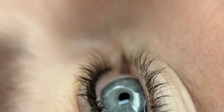 Otevřené vouchery na služby Kristýny Olejkové: PMU, piercing, laminace řas a obočí aj.