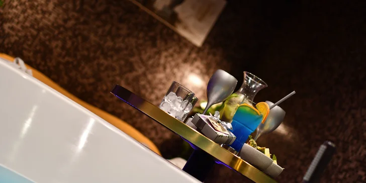 Relaxační koupel podle výběru s nápoji a občerstvením pro 2 osoby