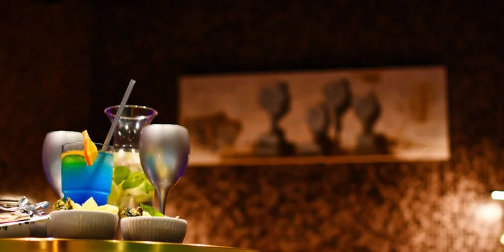 Relaxační koupel podle výběru s nápoji a občerstvením pro 2 osoby