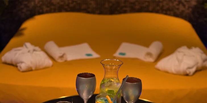 Relaxační koupel podle výběru s nápoji a občerstvením pro 2 osoby