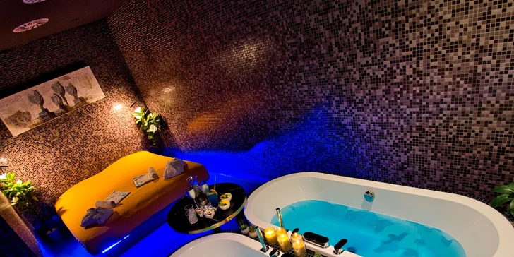 Relaxační koupel podle výběru s nápoji a občerstvením pro 2 osoby