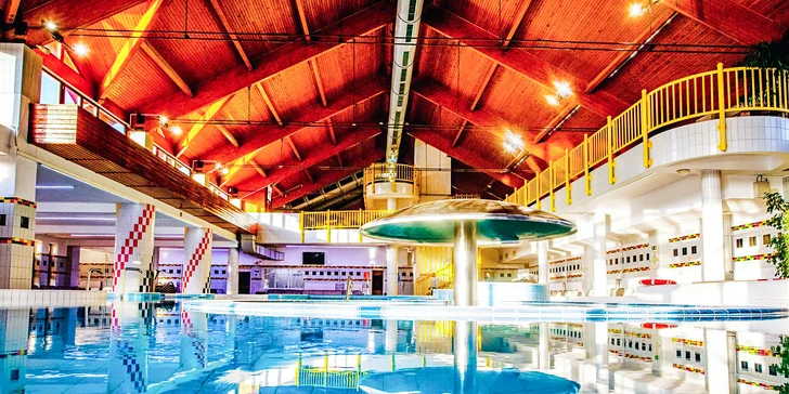Wellness dovolená v Maďarsku: hotel s polopenzí naproti lázním a aquaparku