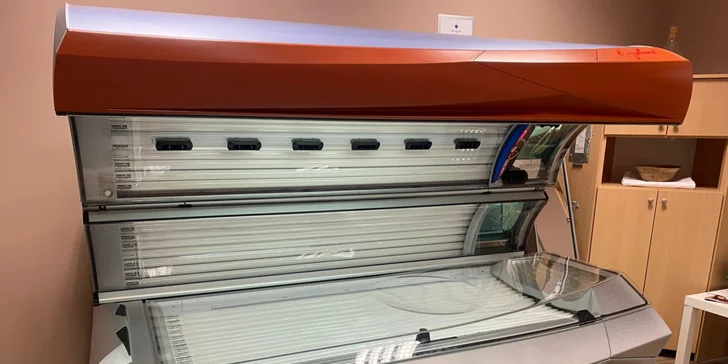 Nachytejte bronz: permanentka do solária na 60 nebo 120 min.