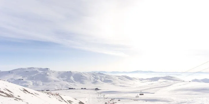 Lyžování v Turecku: 4* hotel Peony s polopenzí plus, bodovým skipasem a letenkami