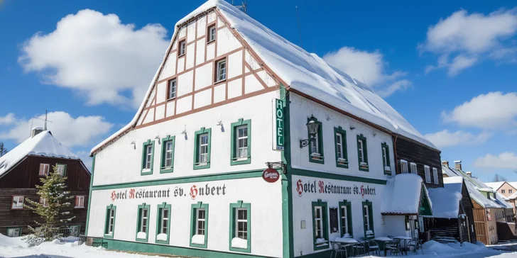 Pobyt v srdci Božího Daru: 2-7 nocí, snídaně či polopenze, super lokalita na výlety