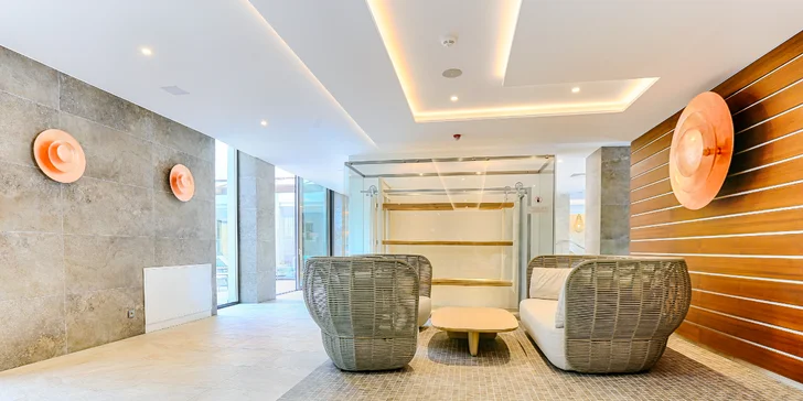 Wellness pobyt v Piešťanech: 5* hotel s lázeňskými procedurami a polopenzí
