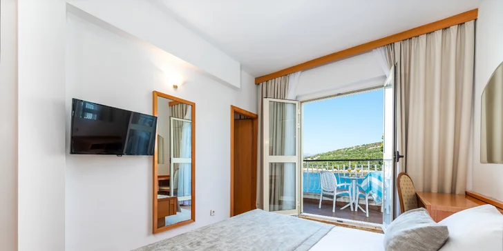 Dubrovník: hotel u pláže, polopenze a výhled na Elafitské ostrovy