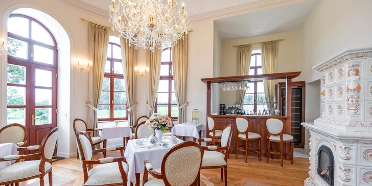 Příjemný pobyt na zámečku nedaleko Valtic a Lednice se snídaní a privátním wellness