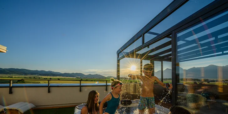 Klid a Tatry jako na dlani: pobyt v apartmánu v Popradu s privátním wellness pro 2–4 osoby