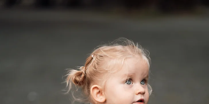 Focení v ateliéru či exteriéru: páry, rodiny či portréty, těhotenské i tematické fotky