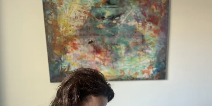 Jemný chemický peeling s AHA kyselinami nebo luxusní Golden Glow Ritual