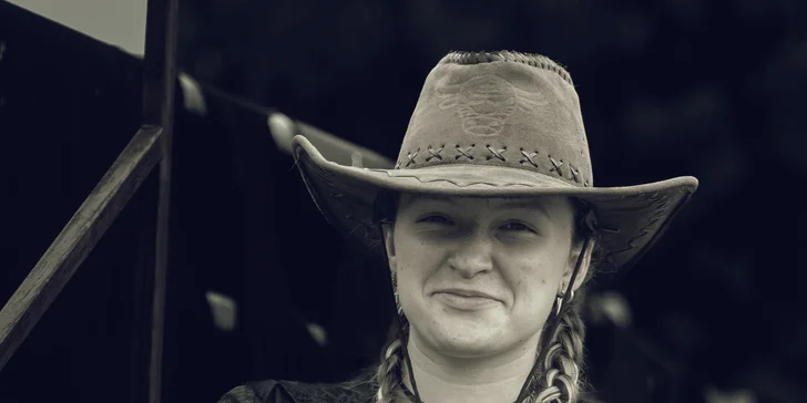 Profesionální focení: mazlíčci, portrétní, rodinné či na farmě i vč. líčení a účesu