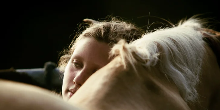 Profesionální focení: mazlíčci, portrétní, rodinné či na farmě i vč. líčení a účesu