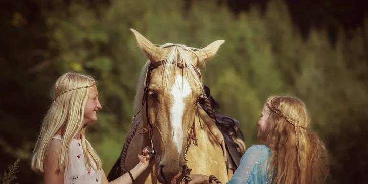 Profesionální focení: mazlíčci, portrétní, rodinné či na farmě i vč. líčení a účesu