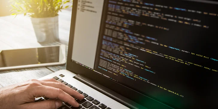 Vytvořte vlastní počítačovou hru od A do Z: online programátorský kurz s lektorem