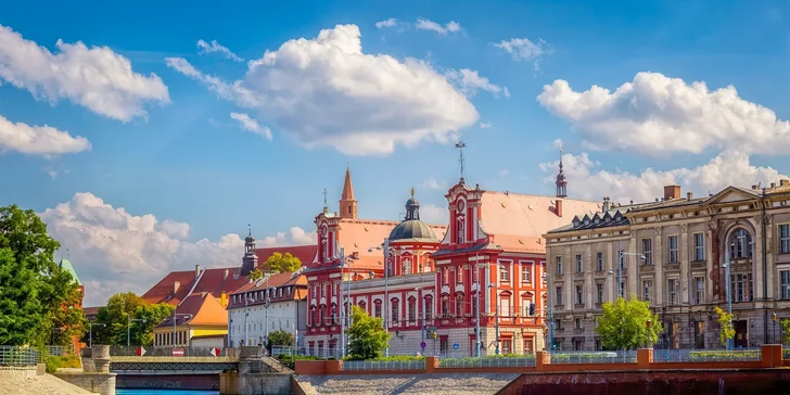 Vlakem do Vratislavi: hotel se snídaní, jízdenka na MHD i český průvodce