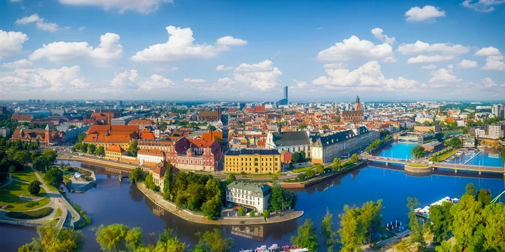 Vlakem do Vratislavi: hotel se snídaní, jízdenka na MHD i český průvodce