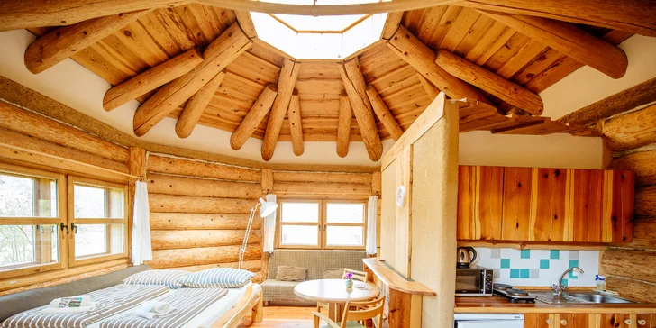 Dovolená v pohádkovém Hobitíně pod Orlickými horami pro pár i rodinu