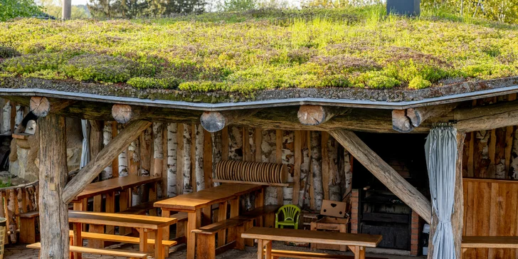 Dovolená v pohádkovém Hobitíně pod Orlickými horami pro pár i rodinu