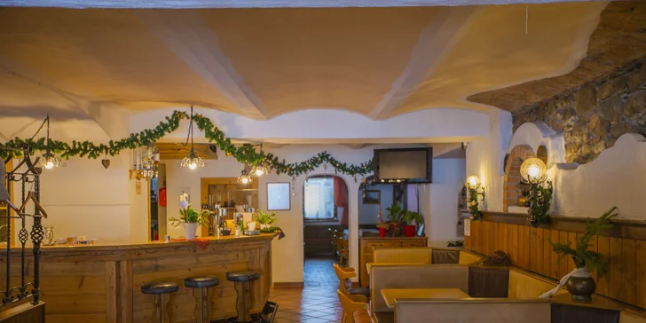 Zima v rakouských Alpách: 3* hotel se snídaní i polopenzí, sauny, karta výhod