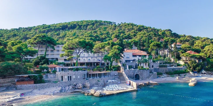 Dubrovník: hotel u pláže, polopenze a výhled na Elafitské ostrovy