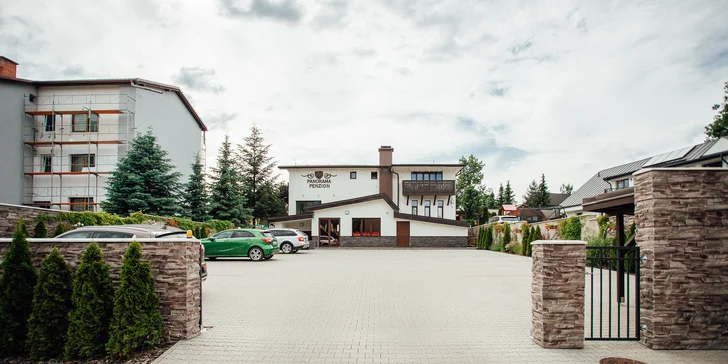 Pobyt v klidné části Demänové: penzion se snídaní, vstup do wellness