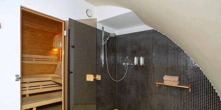 Pobyt ve 4* hotelu v Litomyšli: snídaně i 3chod. večeře a vstup do sauny