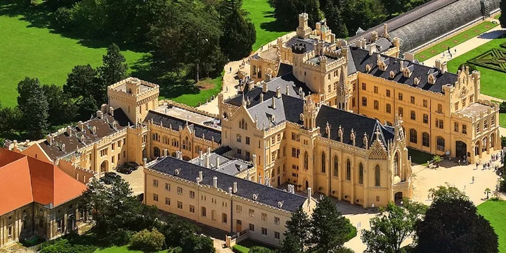 Pohoda v srdci Mikulova: víno, domácí dezerty a komfort s atmosférou první republiky