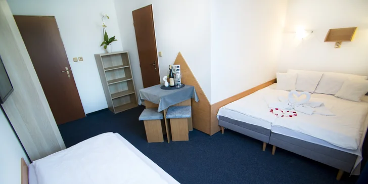 Pobyt na jižní Moravě: snídaně, neomezená konzumace sudového vína i bazén