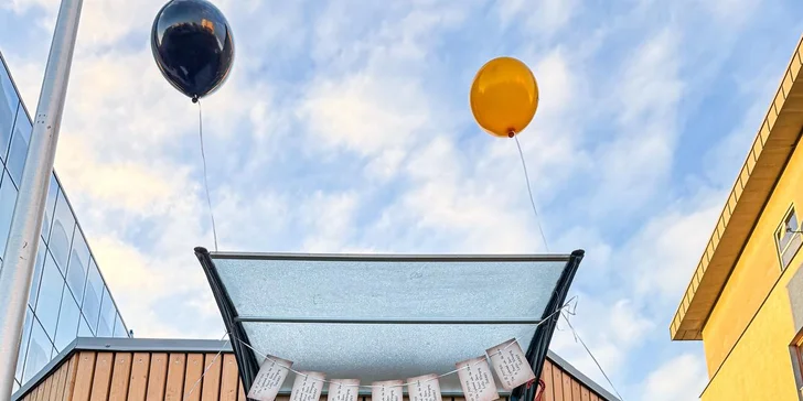 Slavné kouzelnické nápoje, vánoční kávové speciály i permanentky na 3 nebo 10 káv s sebou