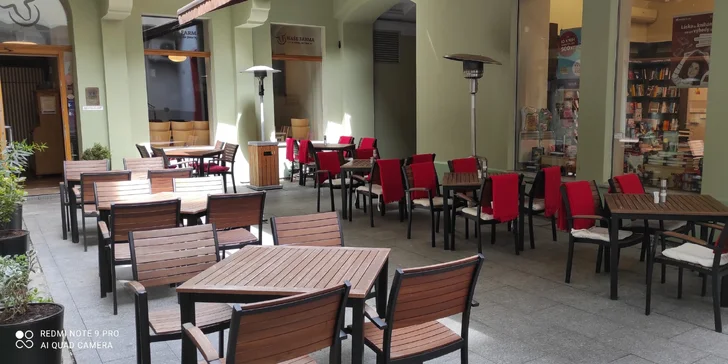 Otevřené vouchery na pokrmy i nápoje z vyhlášené české restaurace Naše Farma